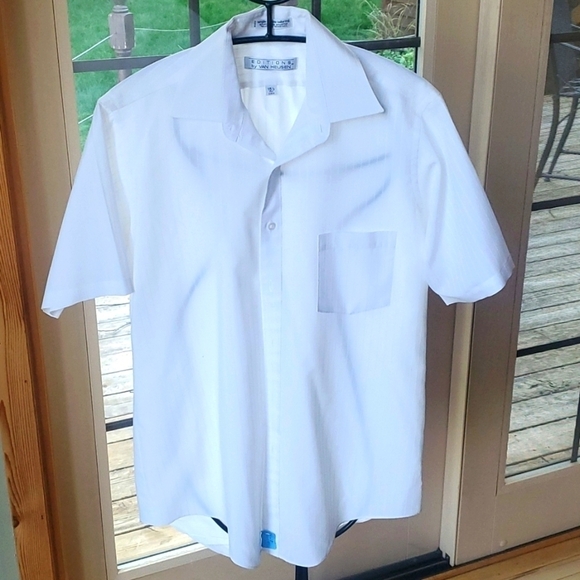 Last Chance Editions by Van Heusen Single Stitch SSlv White Sz 15.5 Shirt - Picture 1 of 11